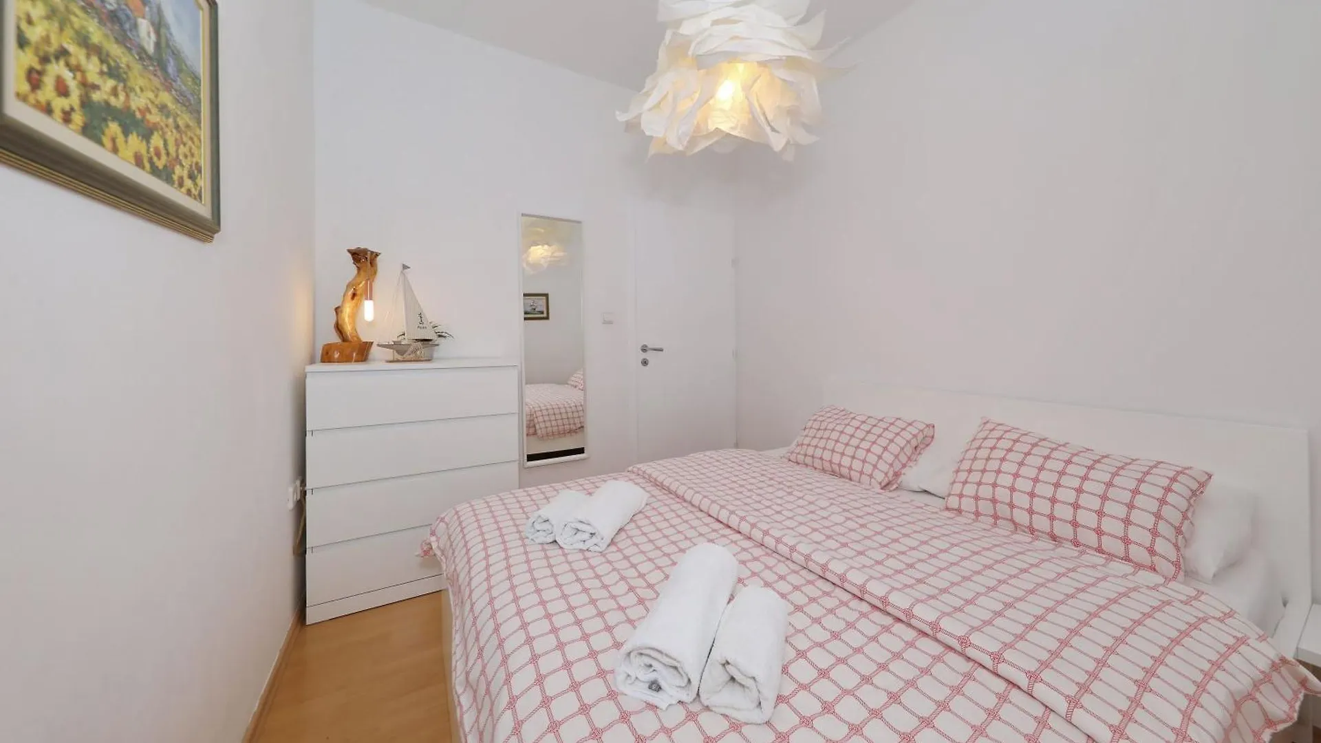 Apartment Candela, No 1 Starigrad Paklenica
